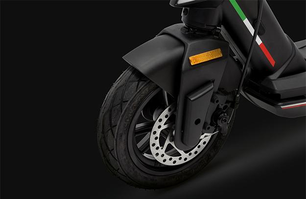 Produktbild Ducati E-Scooter Pro-III (25 km/h, 50 km, 350 W)