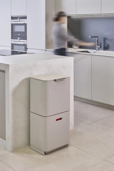 Actual product image Joseph Joseph Intelligent Waste Totem Max (60 l)
