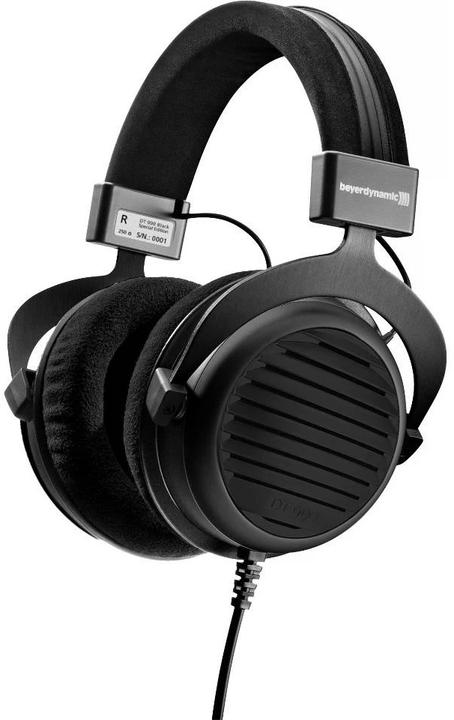 Actual product image Beyerdynamic DT 990 Pro (No noise cancelling, Cable)