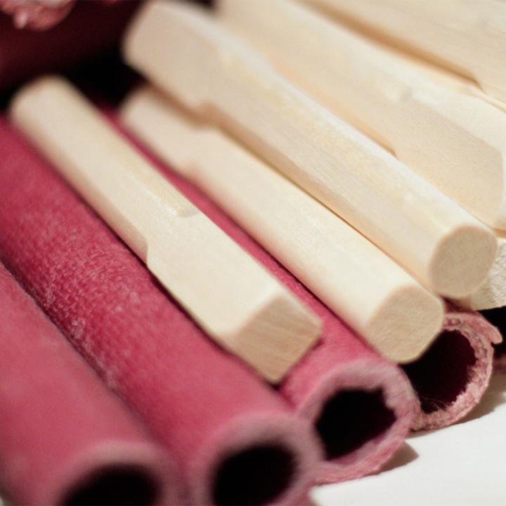 Image du produit Ströbel Lot de 5 torches à cire avec poignée en bois et disque de protection de la main, durée de