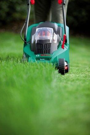 Actual product image Bosch Home & Garden Rotak 34 LI (Rechargeable battery operated)