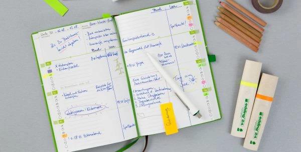 Actual product image Grüner Faden - annual planner, life planner, guidebook - sustainable ideas for the whole year (A5, German)