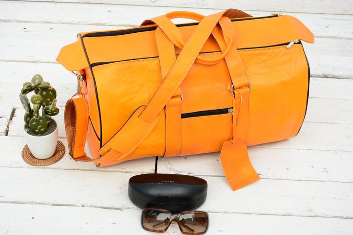 Produktbild Only-Bags.Store Reisetasche aus gelbem Leder, Wochenendtasche aus gelbem Leder, Reisetasche