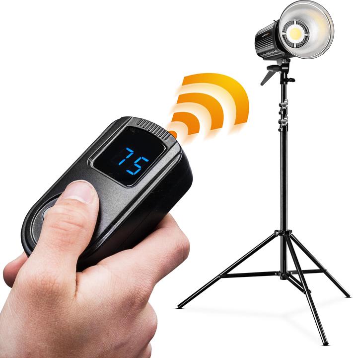 Actual product image Walimex Niova 200 Plus (Studio light)