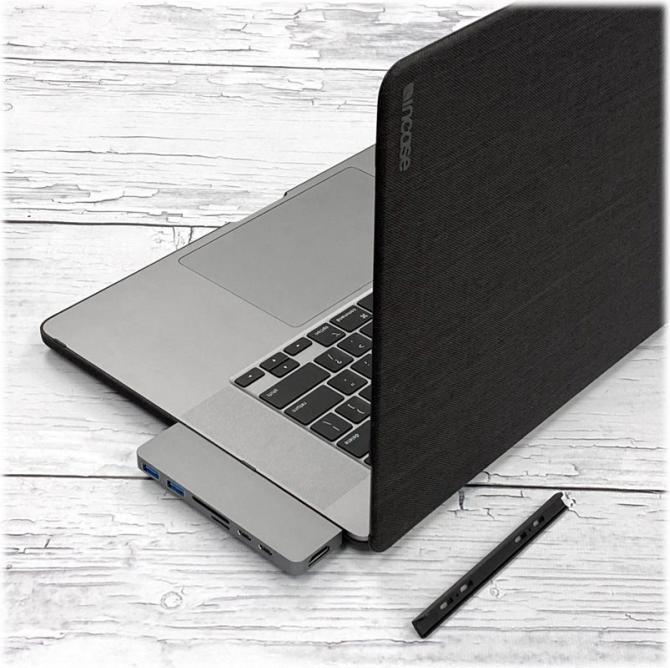 Immagine prodotto Targus Hyper Duo (USB-C, 7 Porti)