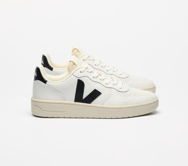 Produktbild Veja V-10 LEATHER EX-WHITE BLACK (44)