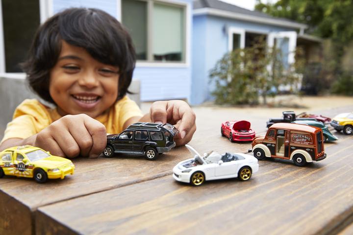 Image du produit Matchbox Voitures avec pièces mobiles Assortiment