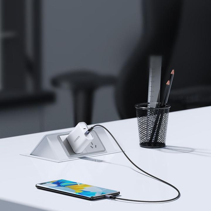 Productafbeelding Ugreen USB-C naar USB-C USB4 kabel, 240W, 2m (zwart) (2 m, USB 2.0)
