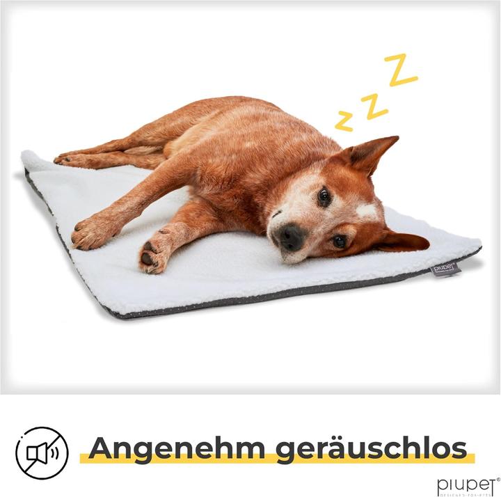Actual product image PiuPet Self-heating dog blanket (Dog, Cat)