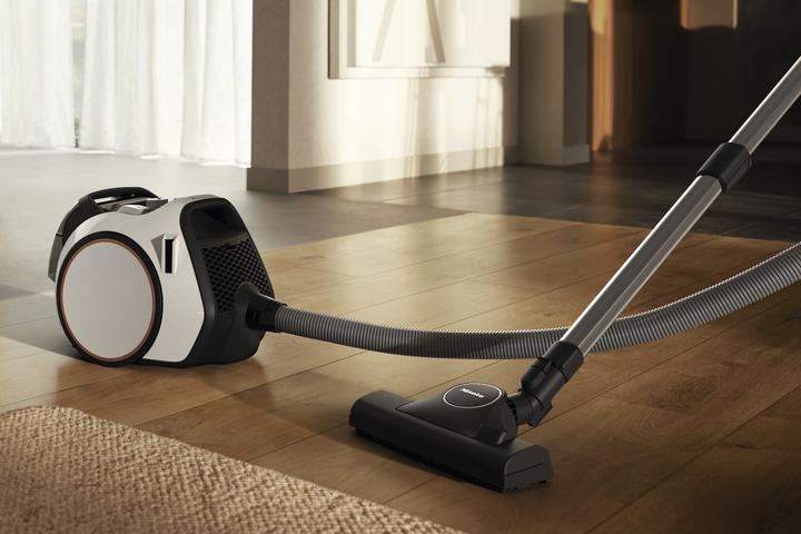 Actual product image Miele Boost CX1 125 Edition