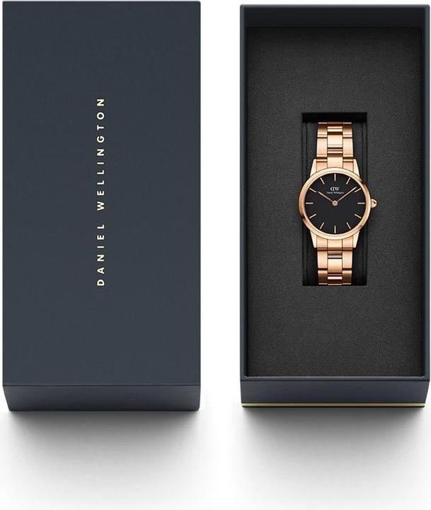 Actual product image Daniel Wellington Iconic Link Black Rose Gold (40 mm) (Analogue wristwatch, 40 mm)