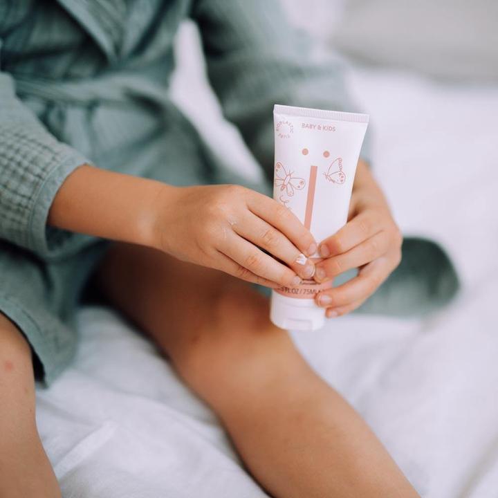 Actual product image Naïf Moisturising cream
