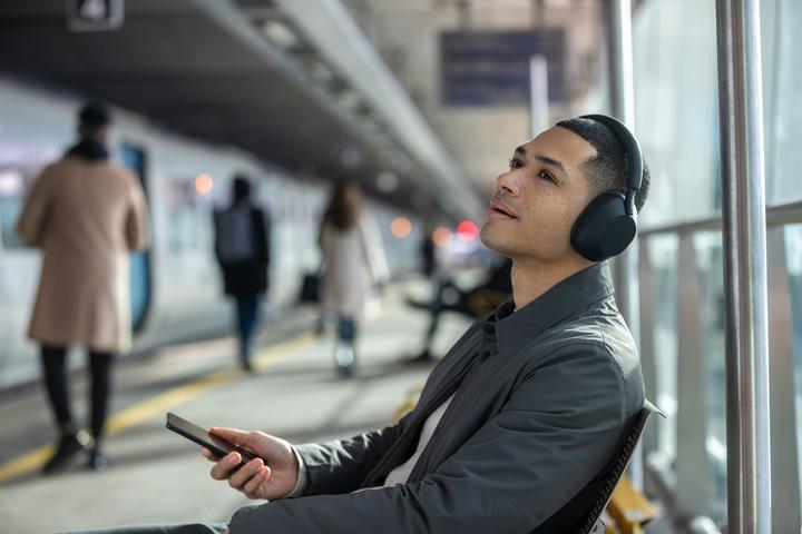 Immagine prodotto Sony WH-1000XM5 (ANC, 30 h, Senza fili, Cablato)