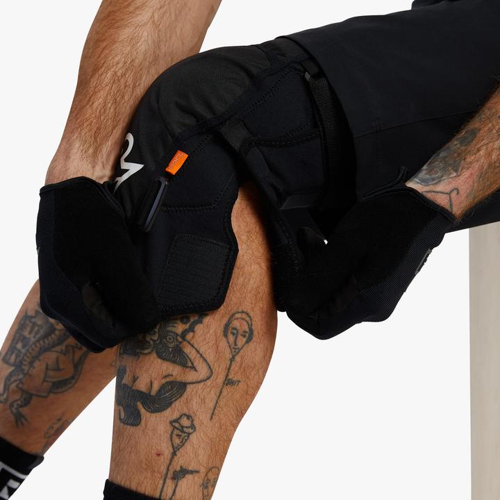 Produktbild Race Face Ambush Knee V2 (M, Knieschoner, Paar)