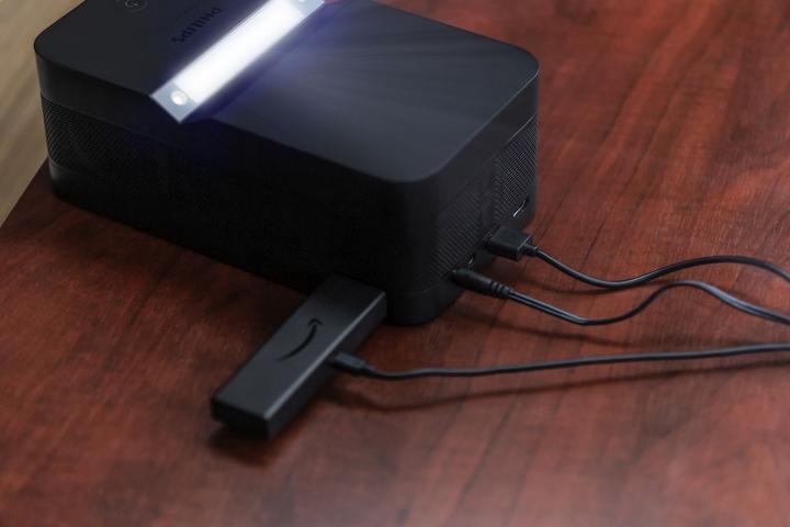 Actual product image Philips Screeneo U4 (Full HD, 400 lm, 0.25:1)
