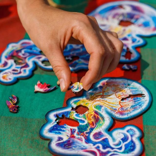 Actual product image Unidragon Charming jellyfish wooden puzzle - size L (330 pieces)