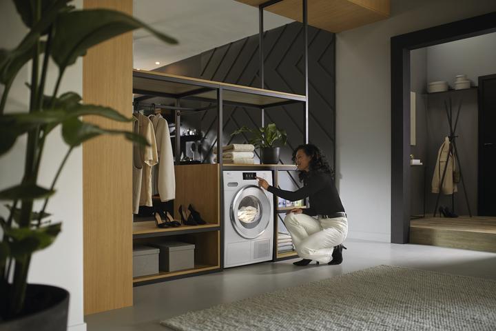 Immagine prodotto Miele TWR 700-80 CH (9 kg, A sinistra, Spina CH)