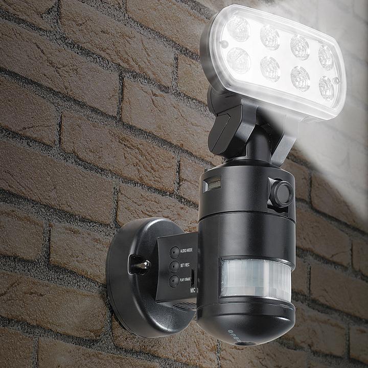 Produktbild VisorTech Überwachungskamera mit LED-Flutlicht und Bewegungsmelder (640 x 480 Pixels)