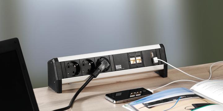 Produktbild Bachmann Desk 1 (2 x, Typ 13, USB-A, USB-C)