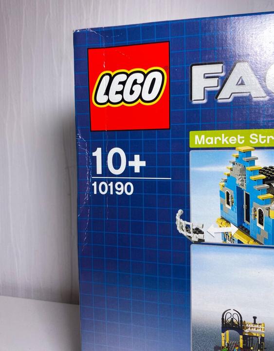 Image du produit LEGO Rue du marché (10190, LEGO Creator Expert)