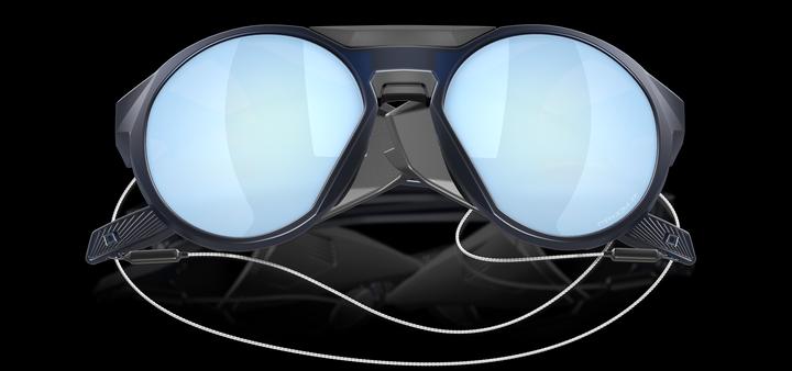 Actual product image Oakley Clifden
