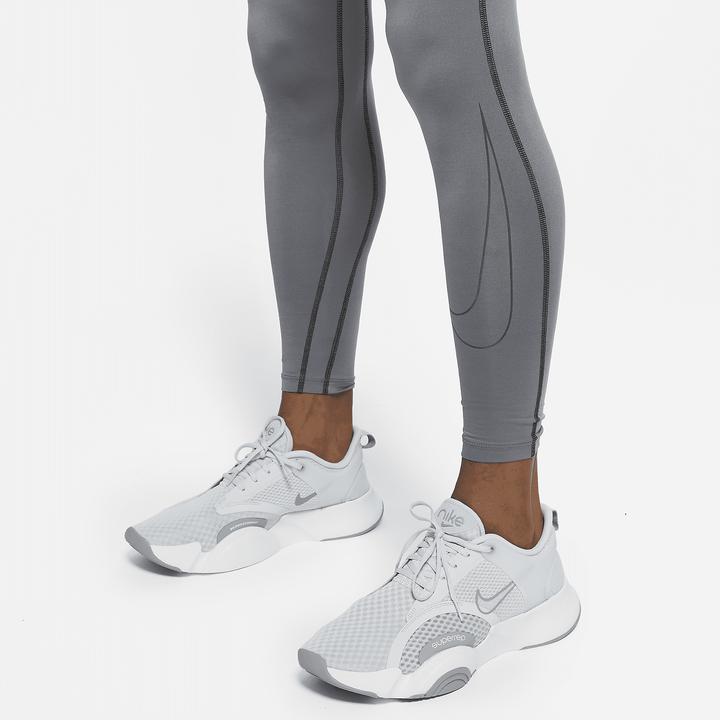 Actual product image Nike DD1913-068 (L)