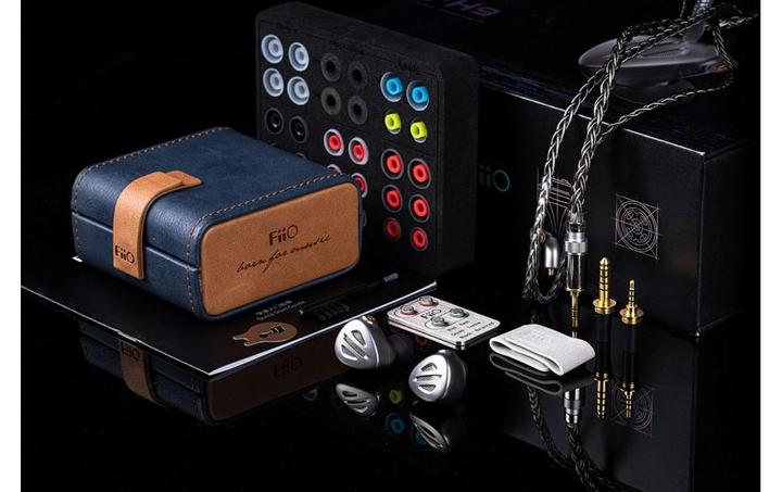 Actual product image FiiO FH9 (No noise cancelling, Cable)