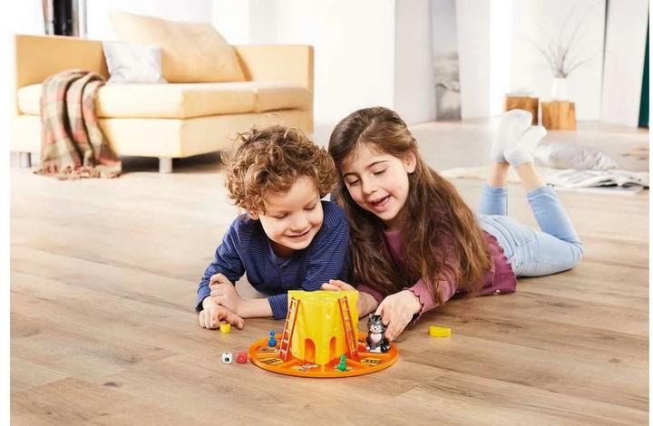 Actual product image Ravensburger Cat & Mouse Game (French, German, Italian, English)