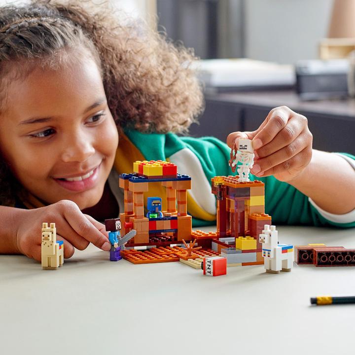 Immagine prodotto LEGO Il luogo di scambio (21167, LEGO Minecraft)