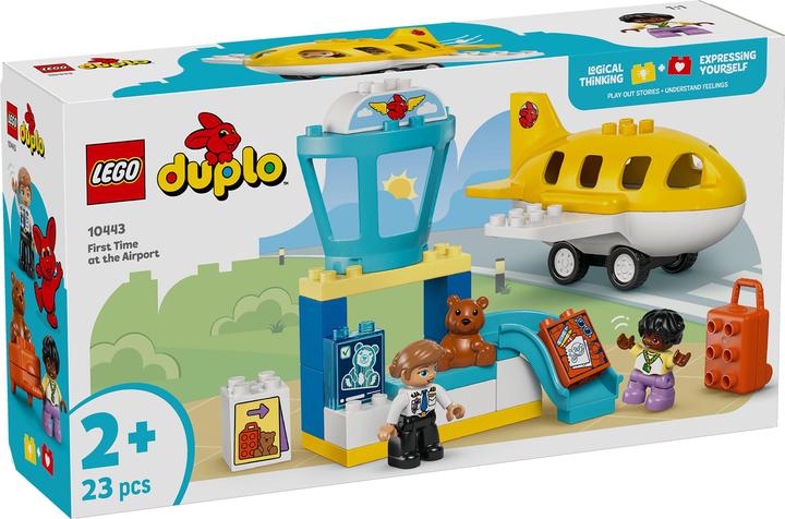 Actual product image LEGO Erster Besuch im Flughafen (10443)