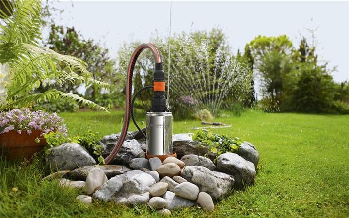 Produktbild Gardena Tiefbrunnenpumpe 6000/5 (Gartenpumpe)