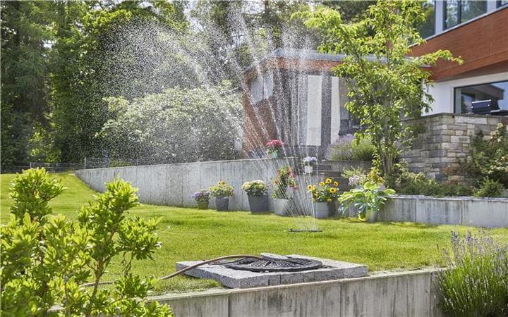 Produktbild Gardena Tauch-Druckpumpe 5900/4 inox (Hauswasserpumpe)