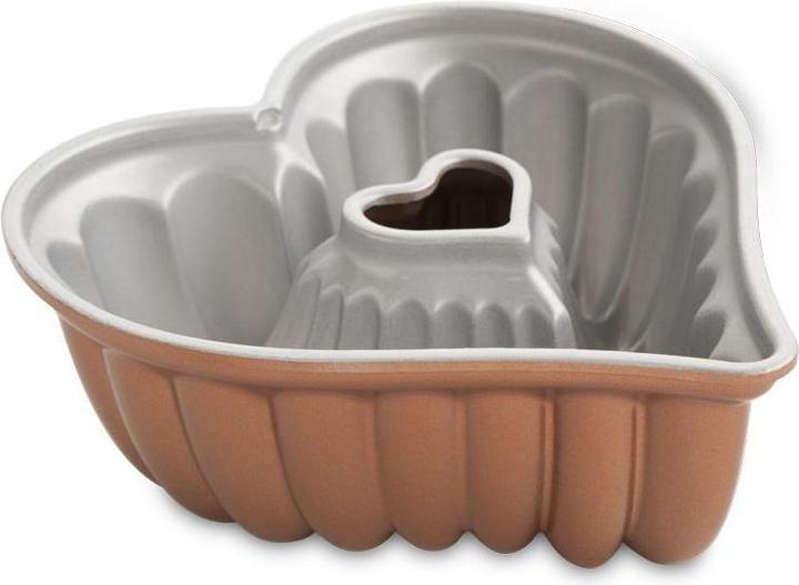 Actual product image Nordic Ware Heart wreath baking dish (23.50 cm)