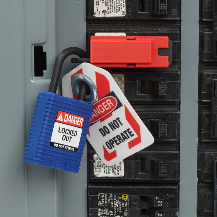 Actual product image Brady Safekey compact nylon safety lock with nylon shackle, blue, 25 mm shackle height, 4.3 mm shackle
