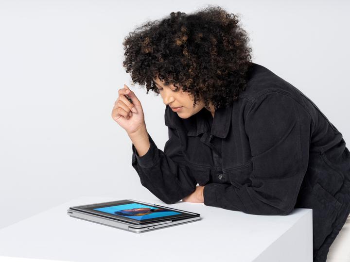 Produktbild Microsoft Surface Laptop Studio (14.40", Intel Core i5-11300H, 16 GB, 256 GB, DE)