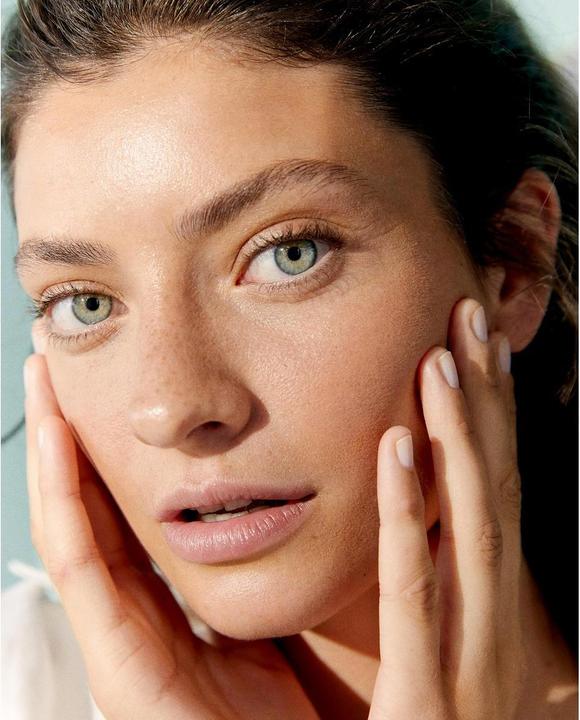 Actual product image NIVEA Derma Skin Clear Facial Toner (Tonic water, 200 ml)