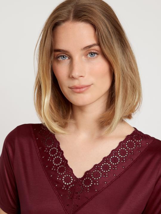 Produktbild Calida Nachthemd "Glamorous Nights" kirschrot (36)