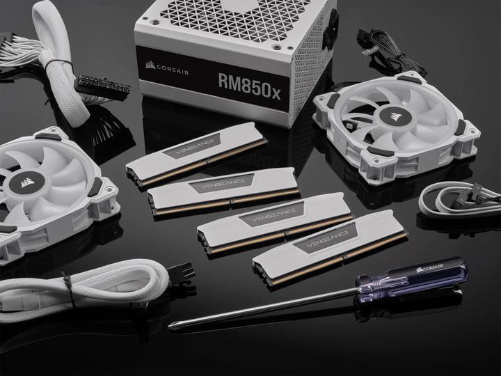 Image du produit Corsair RAM D5 6000 32 Go C36 Venegance K2 W (2 x 16GB, 6000 MHz, RAM DDR5, DIMM)