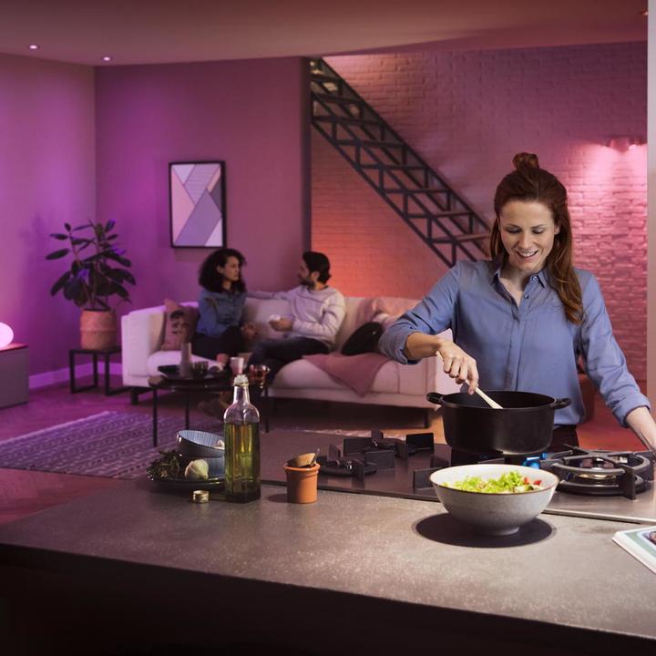 Produktbild Philips Hue White & Color BT (E14, 5.30 W, 470 lm, 2 x, G)