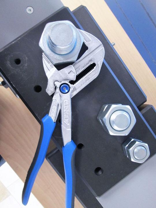 Image du produit Gedore SB 183 10 TC Clé à pince 10" TC avec manches immergés (260 mm)