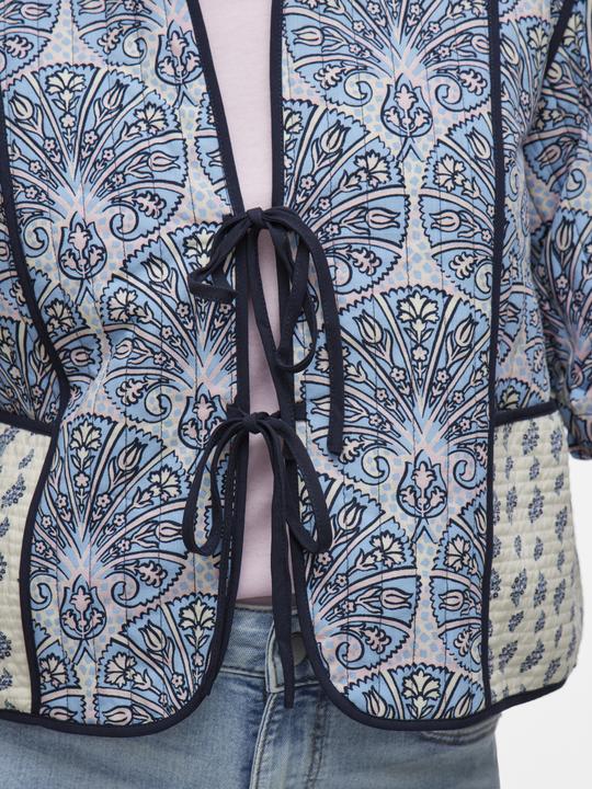 Actual product image Vila Stepp Jacke (40)