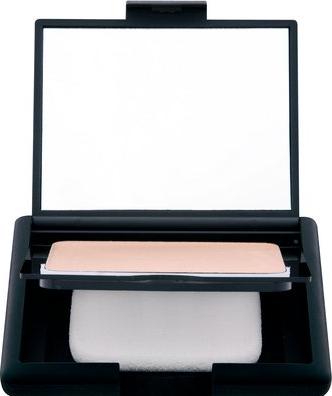 Actual product image NEE Compact Foundation Vitamin E Nr. 02 10 ml (Black)
