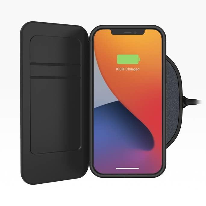 Produktbild gear4 Wembley Flip (Apple iPhone 12 Pro Max)