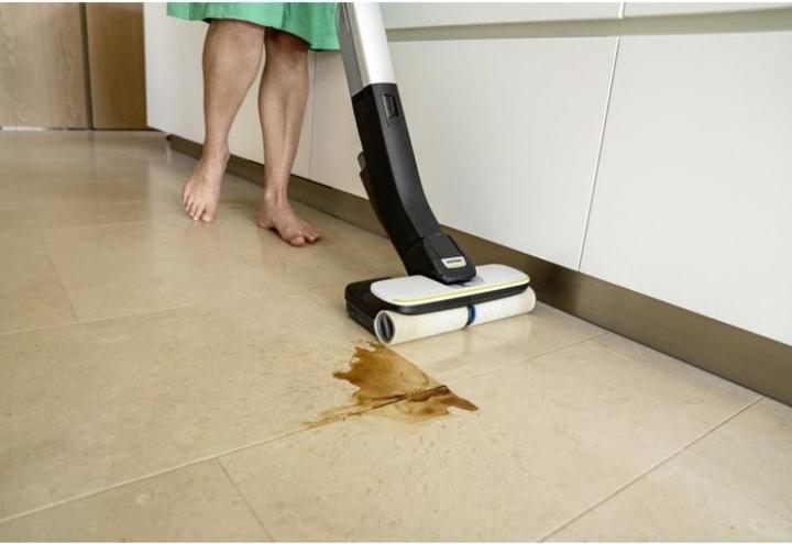 Actual product image Kärcher Hard floor cleaner FC 4-4 Battery Set 4B Duo