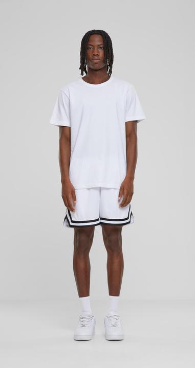 Actual product image Urban Classics Short Basketball Shorts - 142649 (M)