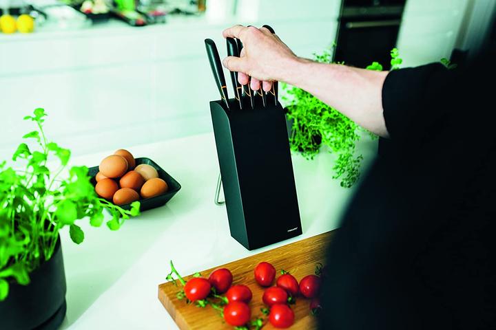 Actual product image Fiskars Knife block