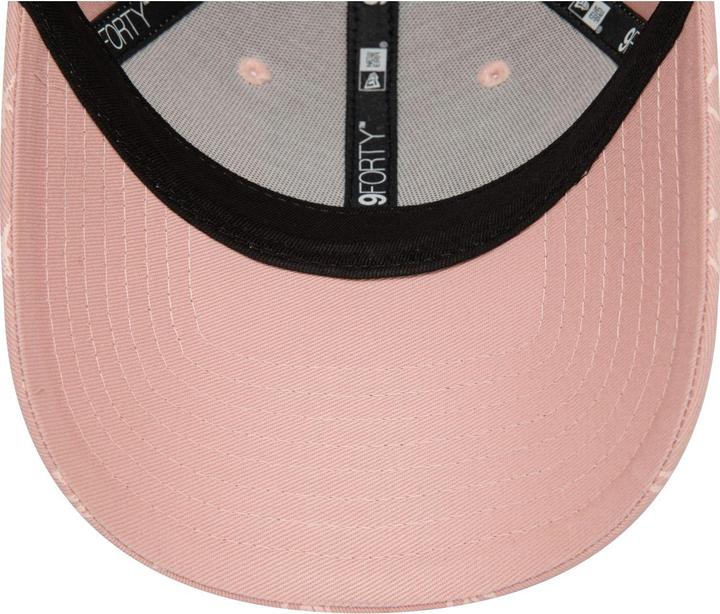 Actual product image New Era 9Forty Monogram New York Yankees