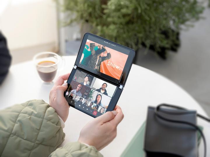 Produktbild Microsoft Surface Duo 2 B2B (256 GB, Obsidian, 8.30", SIM + eSIM, 12 Mpx, 5G)