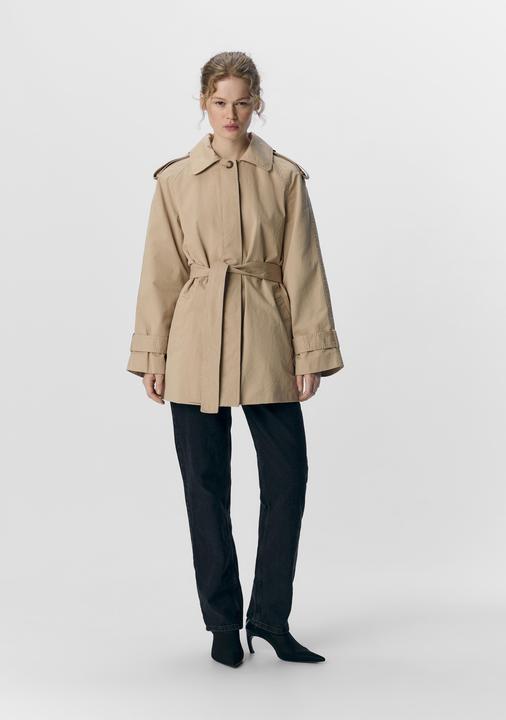 Actual product image Object Trench coat (36)