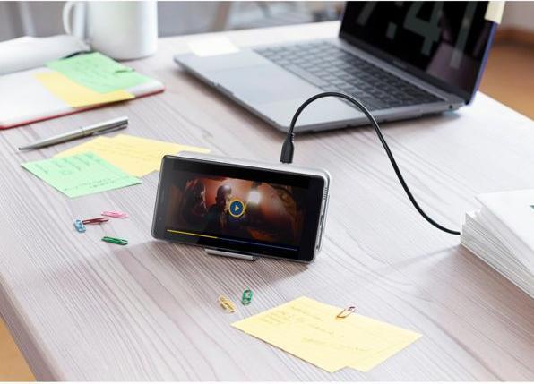 Actual product image Varta Fast Wireless Charger (10 W)
